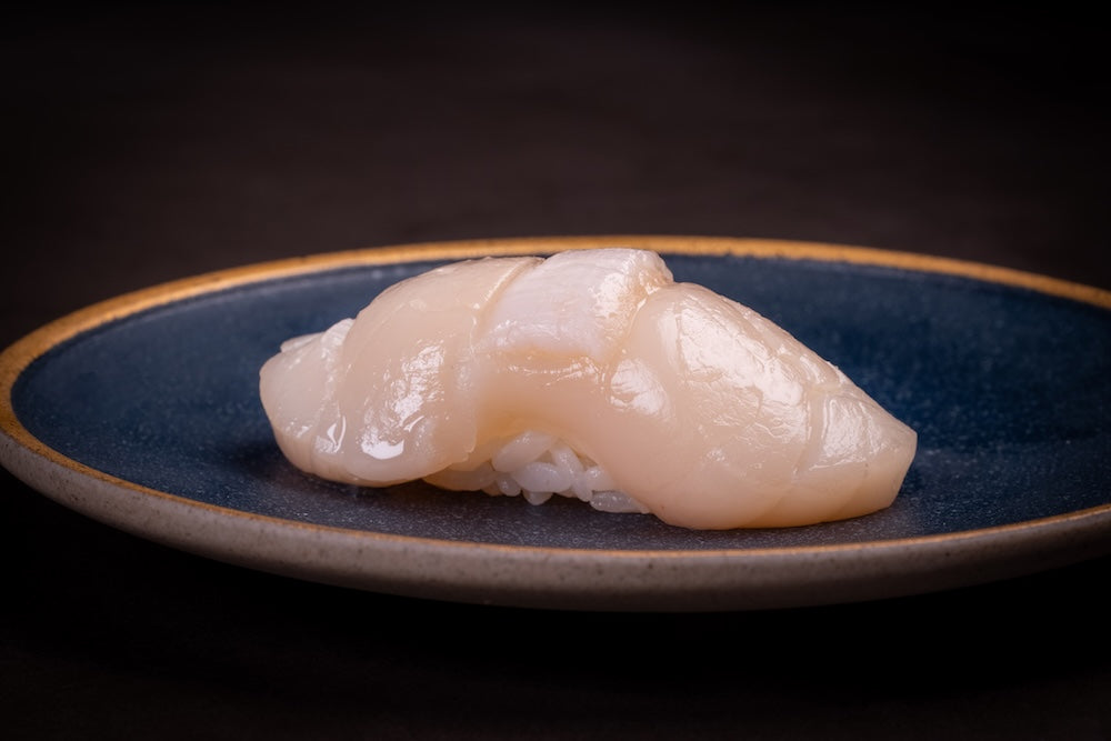 Hokkaido Scallop Sushi (2 pcs)